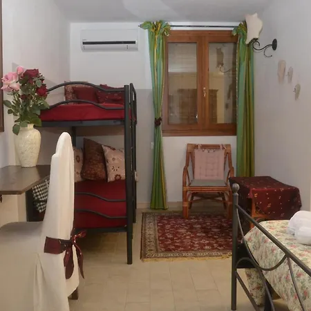 Bed & Breakfast La Pirata Capitana Costa degli Angeli