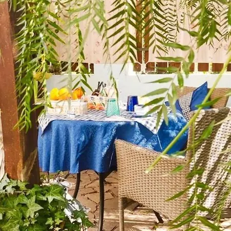 La Pirata Capitana Bed & Breakfast