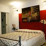La Pirata Capitana Couette-café Costa degli Angeli