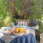 B&B La Pirata Capitana Costa degli Angeli
