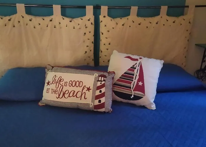 La Pirata Capitana Alojamento de Acomodação e Pequeno-almoço Costa degli Angeli