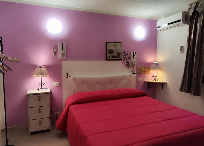 La Pirata Capitana Alojamento de Acomodação e Pequeno-almoço Costa degli Angeli